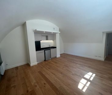Location Appartement 1 pièce 31m² - Photo 1