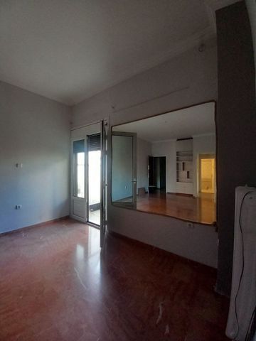 Διαμέρισμα για ενοικίαση Παντοκράτορος - Αρχαίο Ωδείο (Πάτρα) - Photo 2