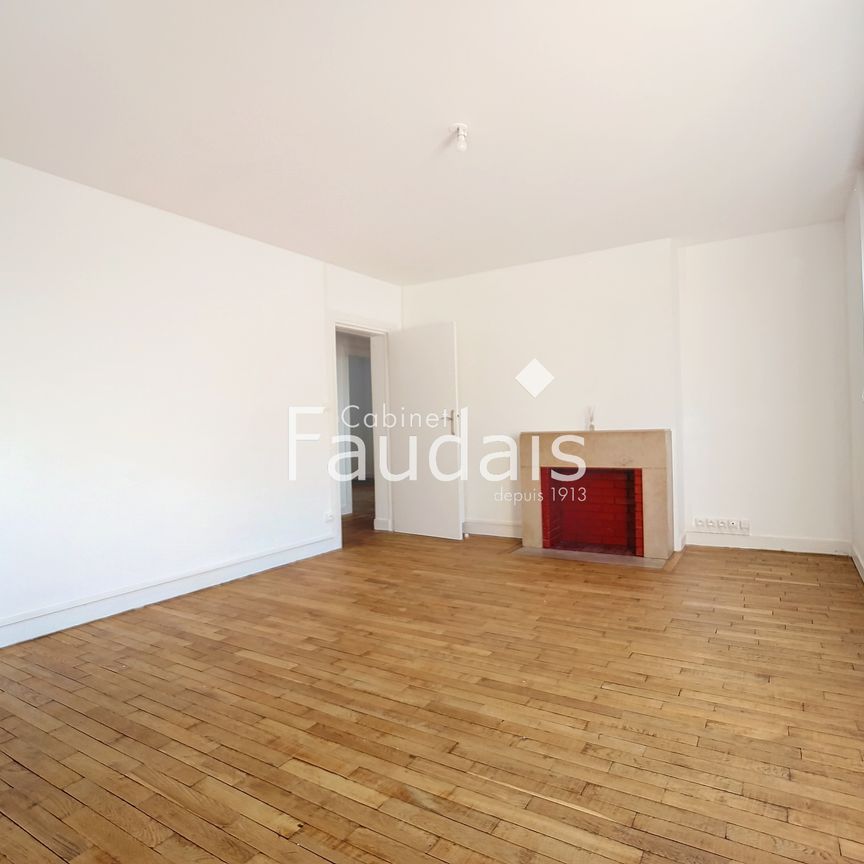 Location Appartement 3 pièces 76m² ST LO 50000 - Photo 1
