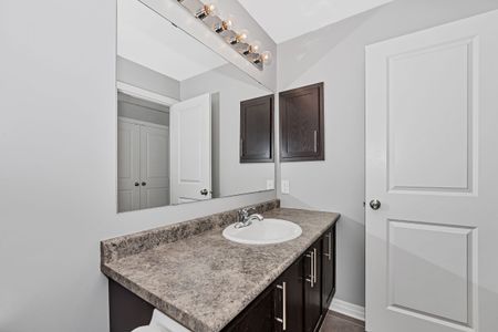 For Lease - 503 Knotridge Street, Orleans - Convent Glen and Area, Ontario - Photo 4