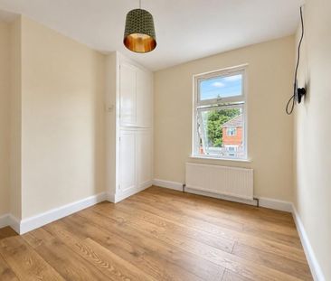 3 bedroom semi-detached house to rent - Photo 5