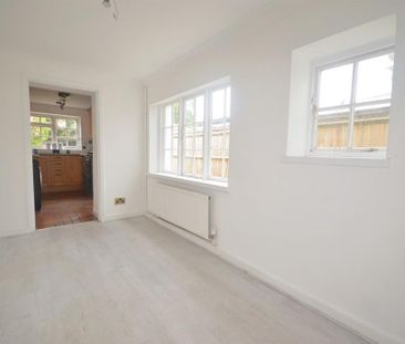 2 bedroom terraced house to rent - Photo 1