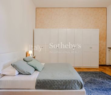 Refined apartment in the historical center of Arona - Photo 5