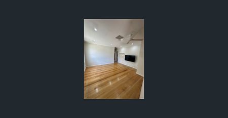 Spacious 2 Bedroom Unit in Eastern Suburbs - Photo 3