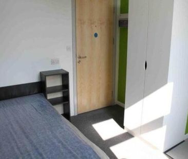 2 Bed - Campus House Hey Street, University, Bd7 - Photo 2