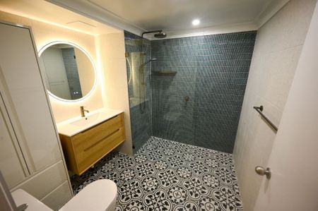 Luxury Garden Apartment Overlooking Cook + Phillip Park - Photo 2