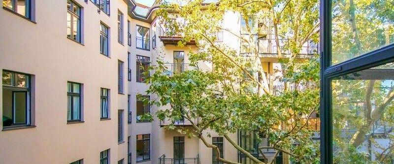 2-Zi-Whg mit Balkon EBK u. AUFZUG (green 44) - Foto 1