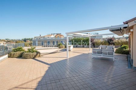 Attico con terrazza panoramica - Photo 4