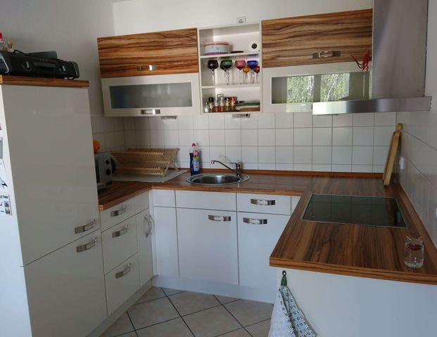 DG mit Lift / Balkon am Wohnzi./ Wanne + Dusche / EBK Ablauf mögl. - Photo 1