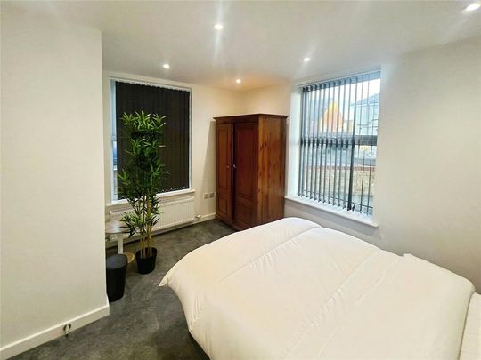 1 bedroom in a house share to rent - Photo 1