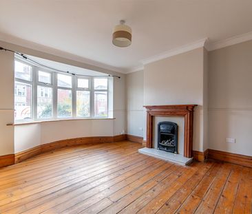 2 bed flat to rent in Ferndene Grove, High Heaton, NE7 - Photo 2