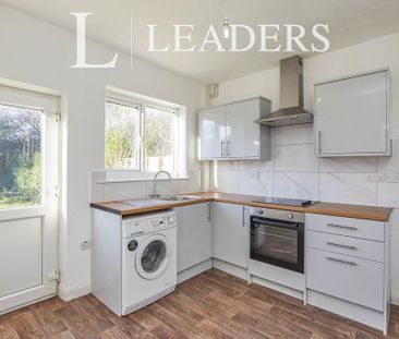 3 bedroom semi-detached house to rent - Photo 6