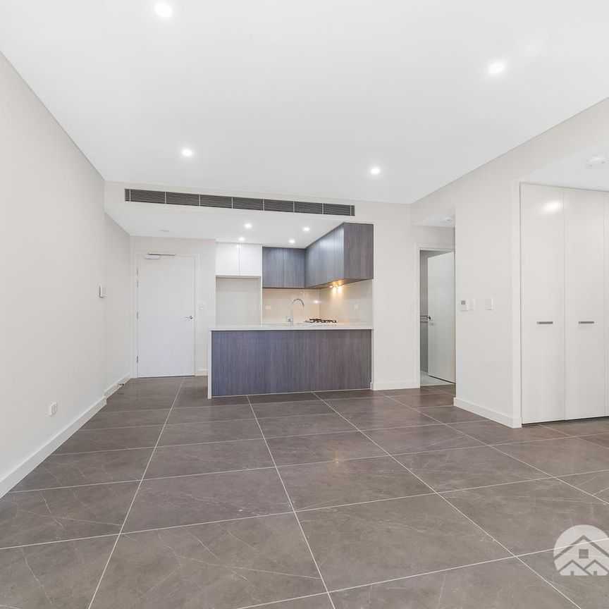 As new designer apartments for lease now! - Photo 1