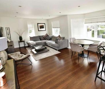 Lower Park Road, Loughton, IG10 - Photo 2