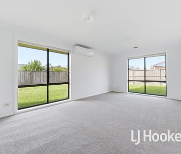723 Glasscocks Road, Narre Warren South VIC - Photo 3