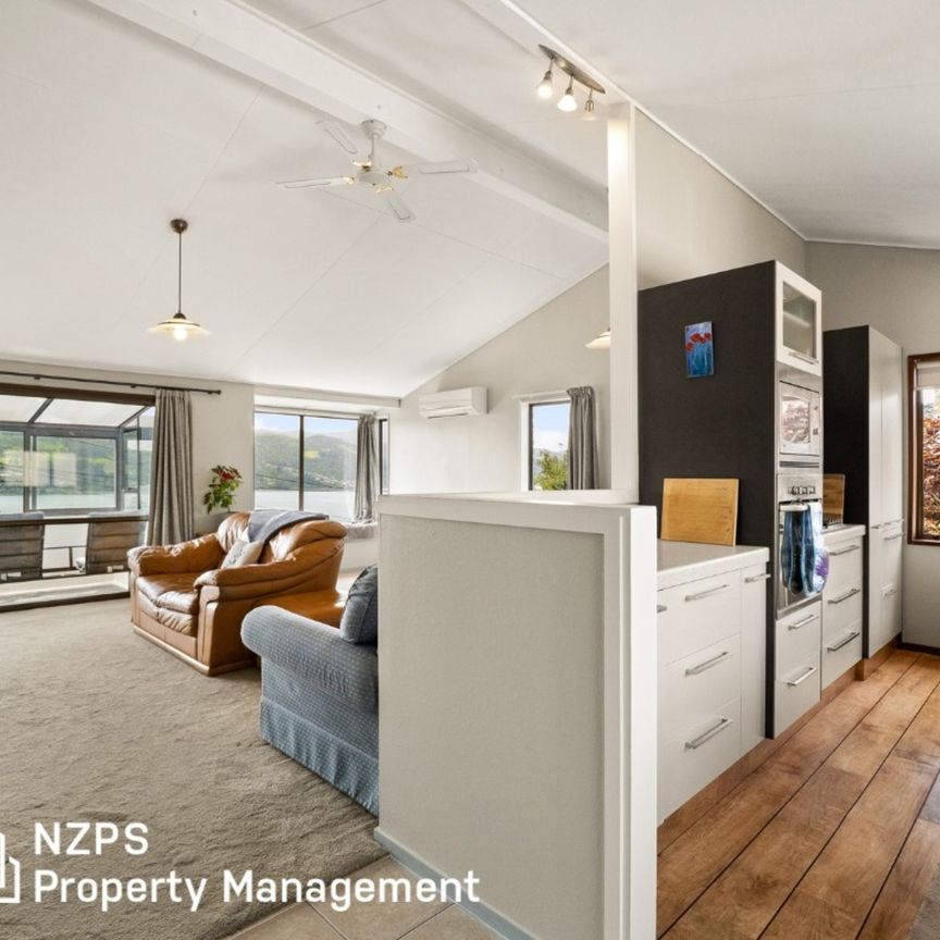 9A Jane Street, Macandrew Bay - Photo 1