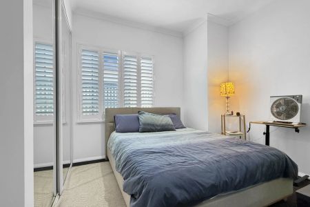 Waterfront luxury living - panoramic ocean views. - Photo 4