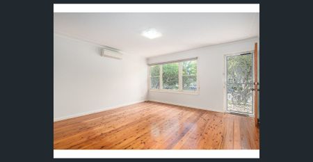 WELL PRESENTED AIR-CONDITIONED FAMILY HOME IN SOUGHT AFTER & CENTRAL LOCATION - Photo 2