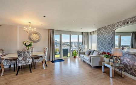 Roma, Victoria Wharf, Cardiff, CF11 - Photo 2