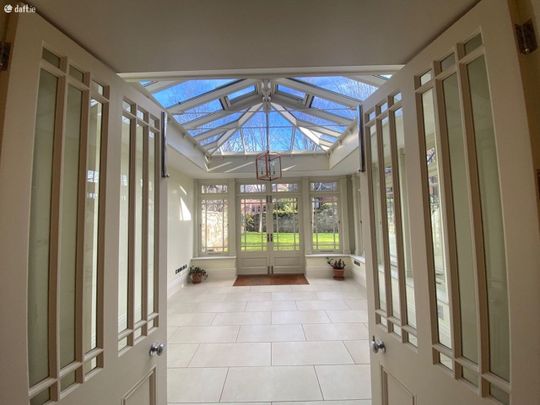 12 Raglan Road, Ballsbridge, Dublin 4 - Photo 1