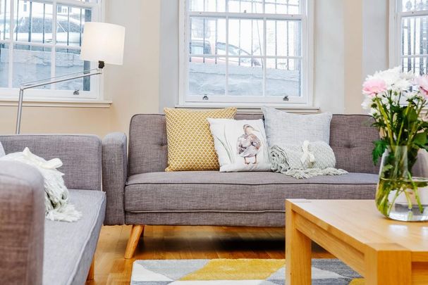 3 bedroom serviced apartment to rent - Photo 1