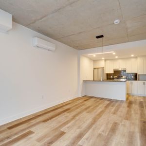 3 1/2 - EVERYTHING INCLUDED - Photo 3