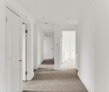 3 Bedroom Apartment To Let - Photo 5