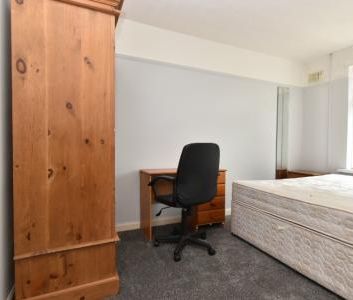 Irstead Road, Norwich, NR5 - Photo 2