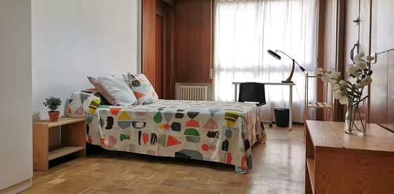 Calle de Francisco Silvela, Madrid, Community of Madrid 28028 - Photo 2