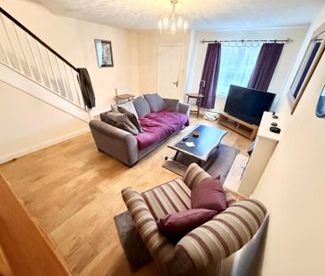 3 bedroom detached house to rent - Photo 2