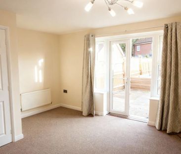 3 bedroom terraced house to rent - Photo 1