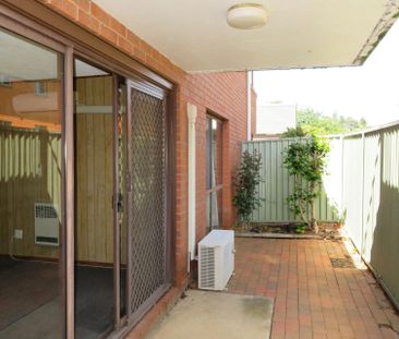 SHORT STROLL TO CBD! - Photo 1