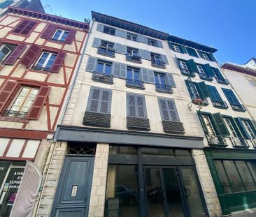 location Appartement T2 DE 65.04m² À BAYONNE - Photo 6