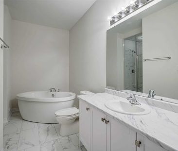 For Lease - 22 Hewison Avenue, Richmond Hill, Ontario - Photo 4