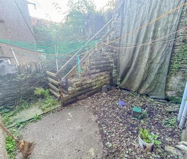 1 bedroom in a house share to rent - Photo 5