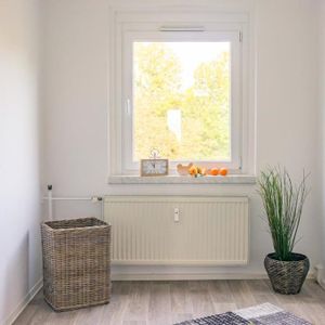 4-Raum-Erdgeschosswohnung mit Balkon - Foto 2