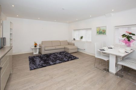 1 bedroom apartment to rent - Photo 2