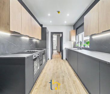 1 bedroom in a house share to rent - Photo 2
