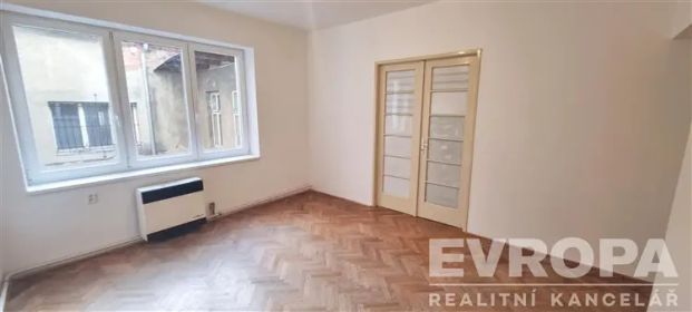 Pronájem bytu 2+1, 58 m - Fotografie 1