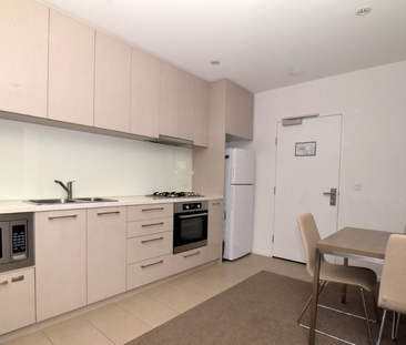 1606/618 Lonsdale Street - Photo 4
