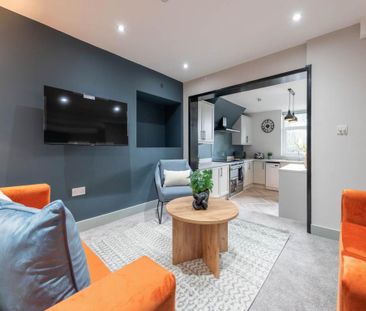 1 bedroom in a house share to rent - Photo 3