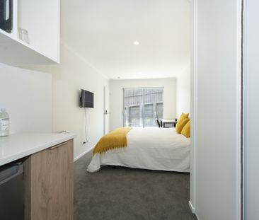 RENT SPECIAL! - Photo 1