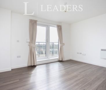 2 bedroom apartment to rent Nankeville Court, Guildford Road, GU22 - Photo 4