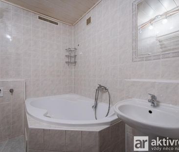 Pronájem bytu 3+1 68 m2 - Fotografie 2
