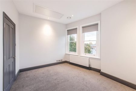 2 bedroom maisonette to rent - Photo 5