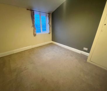 2 bedroom semi-detached house to rent - Photo 4