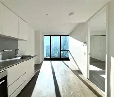 2817/70 Southbank Boulevard - Photo 3