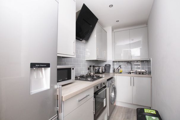 South Woodside Road, Kelvinbridge, Glasgow - Photo 1