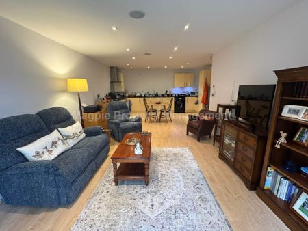 Price £1,150 pcm - Available 14/11/2025 - Unfurnished - Photo 3