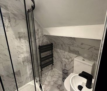 5 bedroom house share to rent - Photo 4